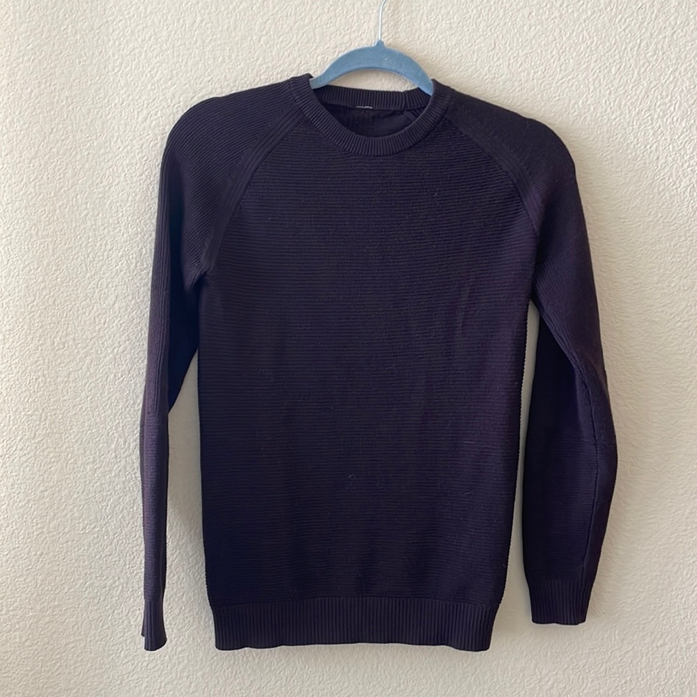 Lululemon sweater